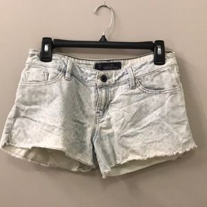 ❤️3/$25❤️ GUESS Jean Shorts Leopard Print Blue